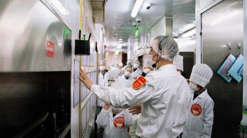 海底撈“嗨食安小課堂” 以數(shù)字化賦能，筑牢公眾食品安全意識(shí)防線(xiàn)